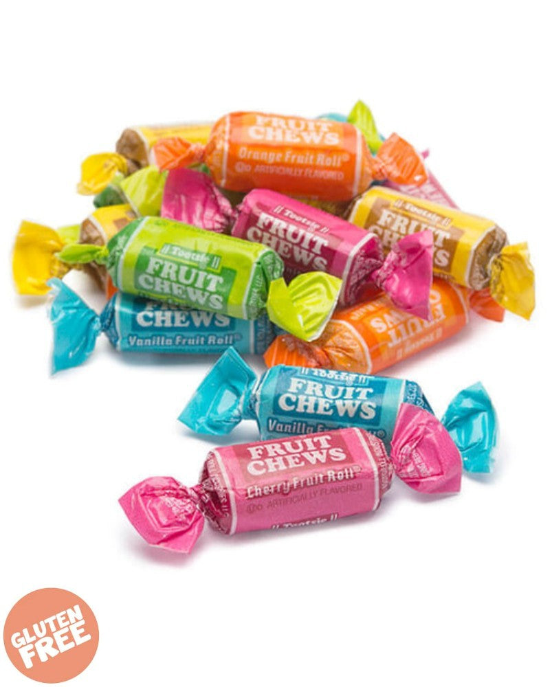 Valentine's Tootsie Roll Kiss Me Banks, 4oz. Chocolatey Midgees With Messages In Recyclable Candy Container Valentines Day Classroom Exchange Easter Basket Stu - Foto 11